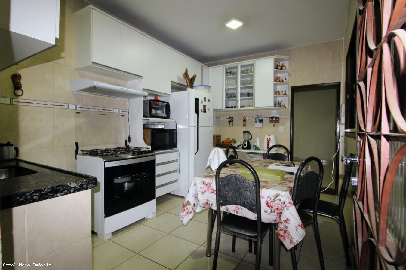 Casa à venda com 3 quartos, 250m² - Foto 19